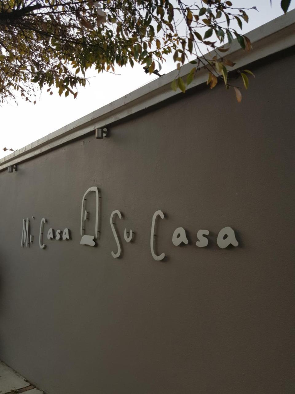 Отель Mi Casa Su Casa Randburg Экстерьер фото