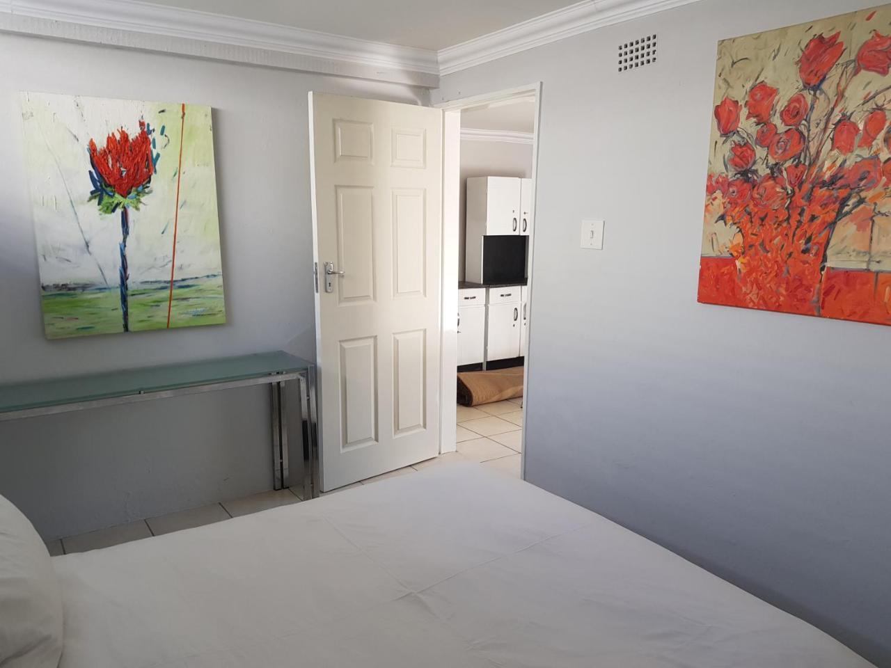 Отель Mi Casa Su Casa Randburg Экстерьер фото