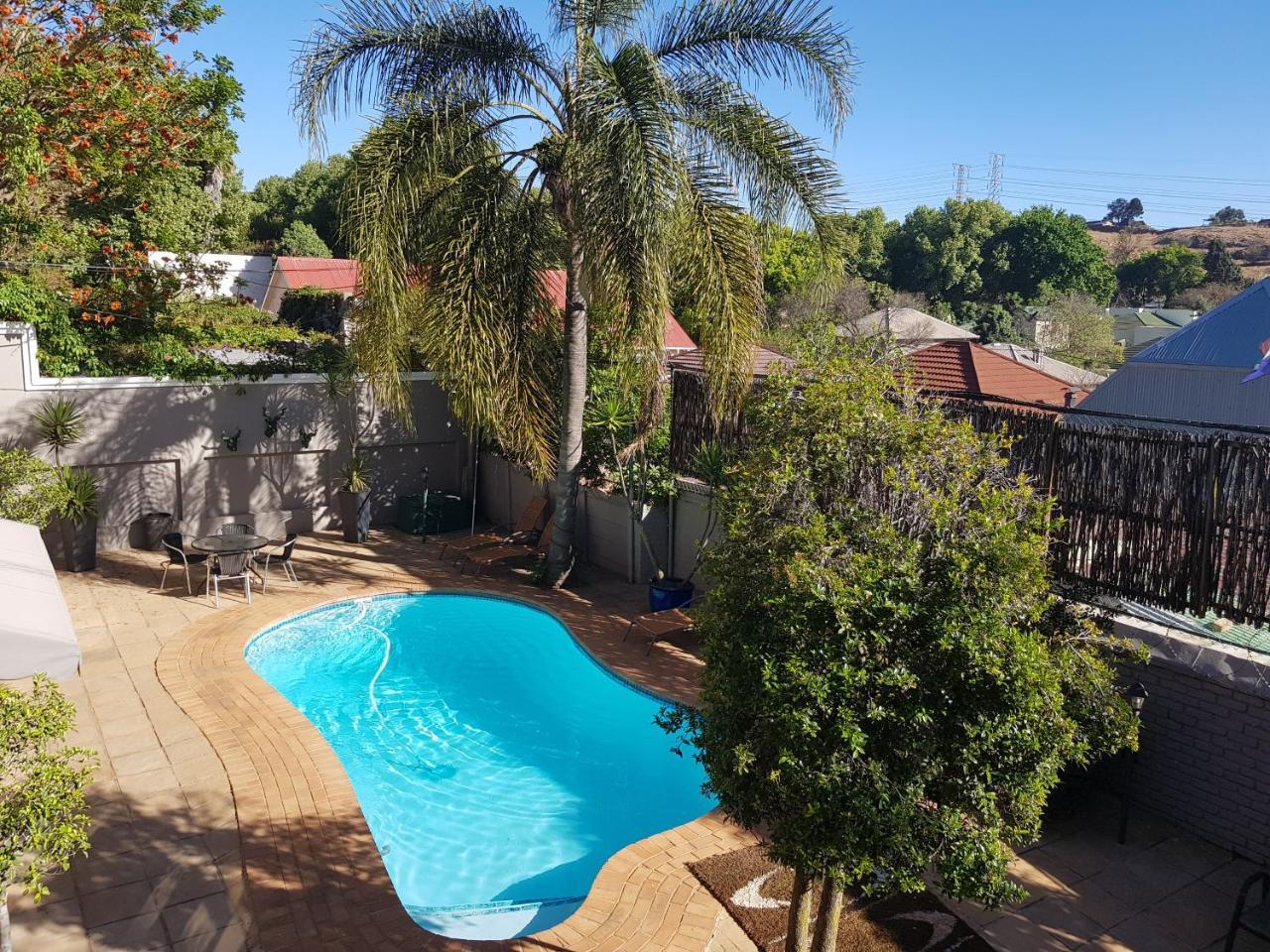 Отель Mi Casa Su Casa Randburg Экстерьер фото