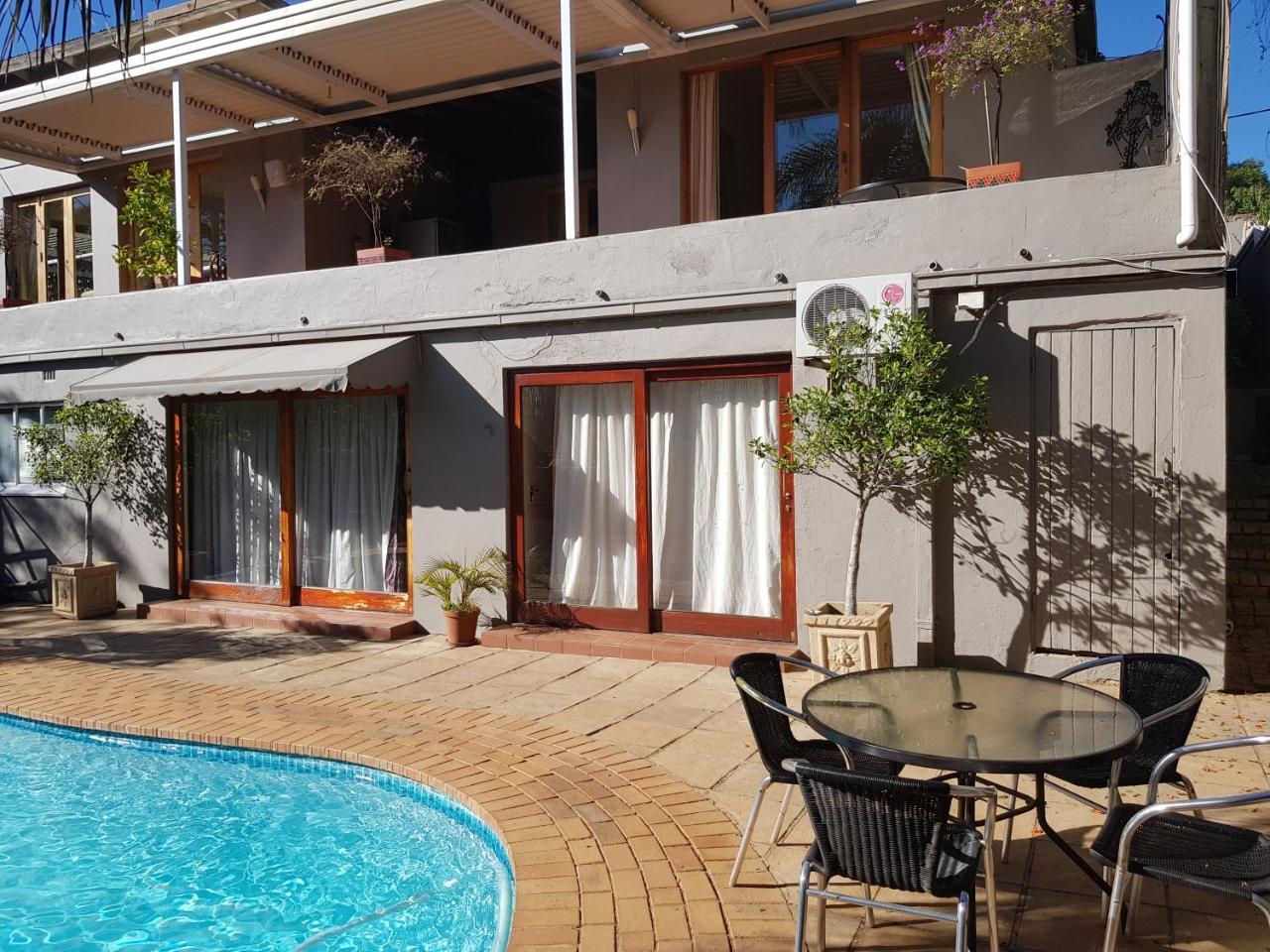 Отель Mi Casa Su Casa Randburg Экстерьер фото